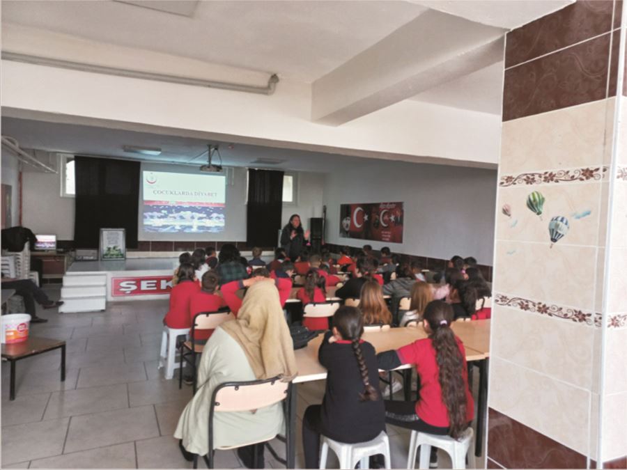 OKULDA SAĞLIĞIN KORUNMASI ÇALIŞMALARI SON HIZIYLA DEVAM EDİYOR