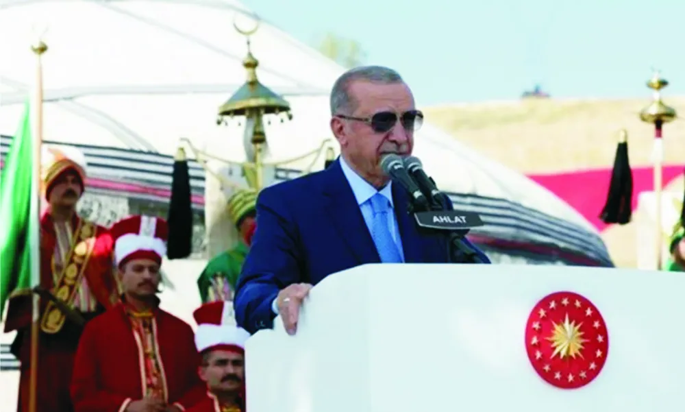 CUMHURBAŞKANI ERDOĞAN AHLAT