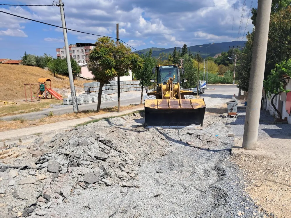 SUSURLUK FEN İŞLERİ EKİPLERİ SAHA ÇALIŞMALARINI HIZLANDIRDI