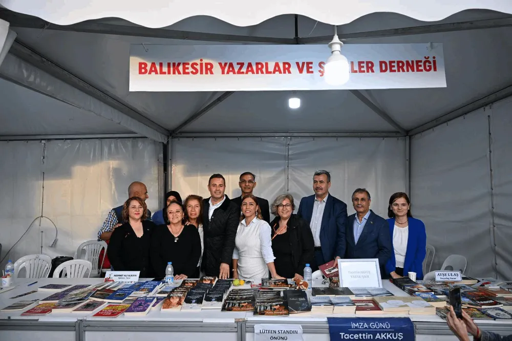 1. BALIKESİR KİTAP FUARI’NA YOĞUN İLGİ: 10 GÜNDE 150 BİN ZİYARETÇİ!
