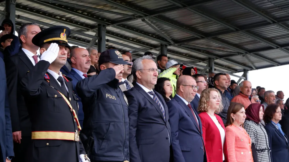 YAŞASIN CUMHURİYET!..