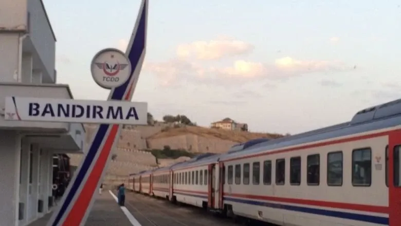 İZMİR’DEN BANDIRMA’YA GÜNDE 2 EKSPRES TREN