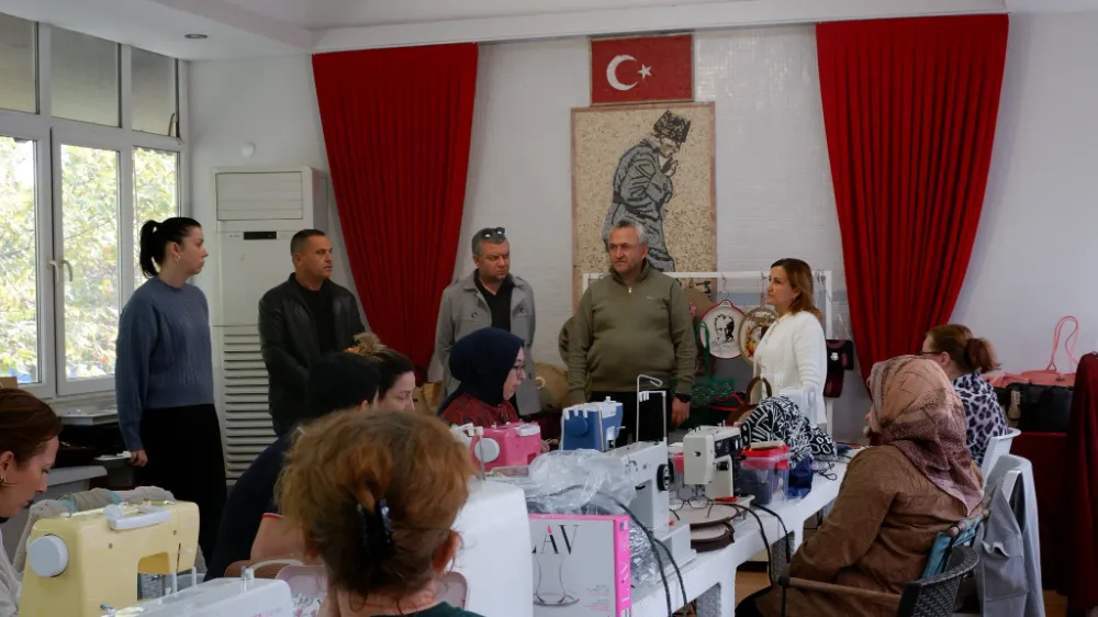 SUSURLUKLU KADINLARIN ÜRETİM GÜCÜ! BAŞKAN SEMİZEL ATÖLYELERDE