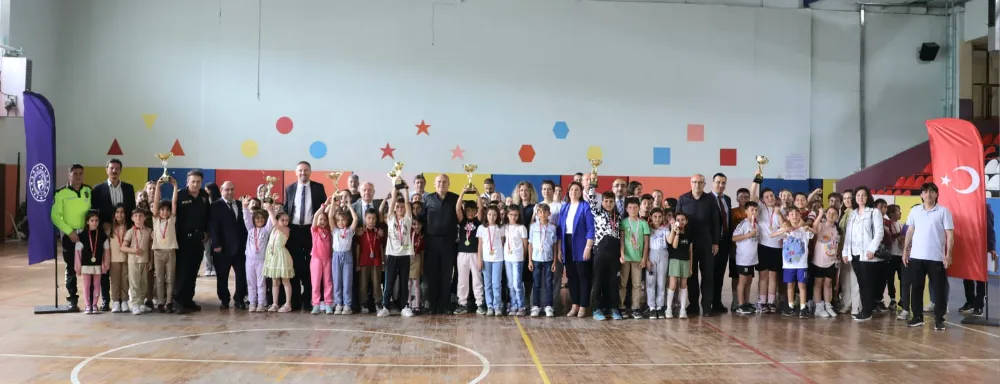 GELENEKSEL ÇOCUK  OYUNLARINDA  ŞAMPİYONLAR BELLİ OLDU