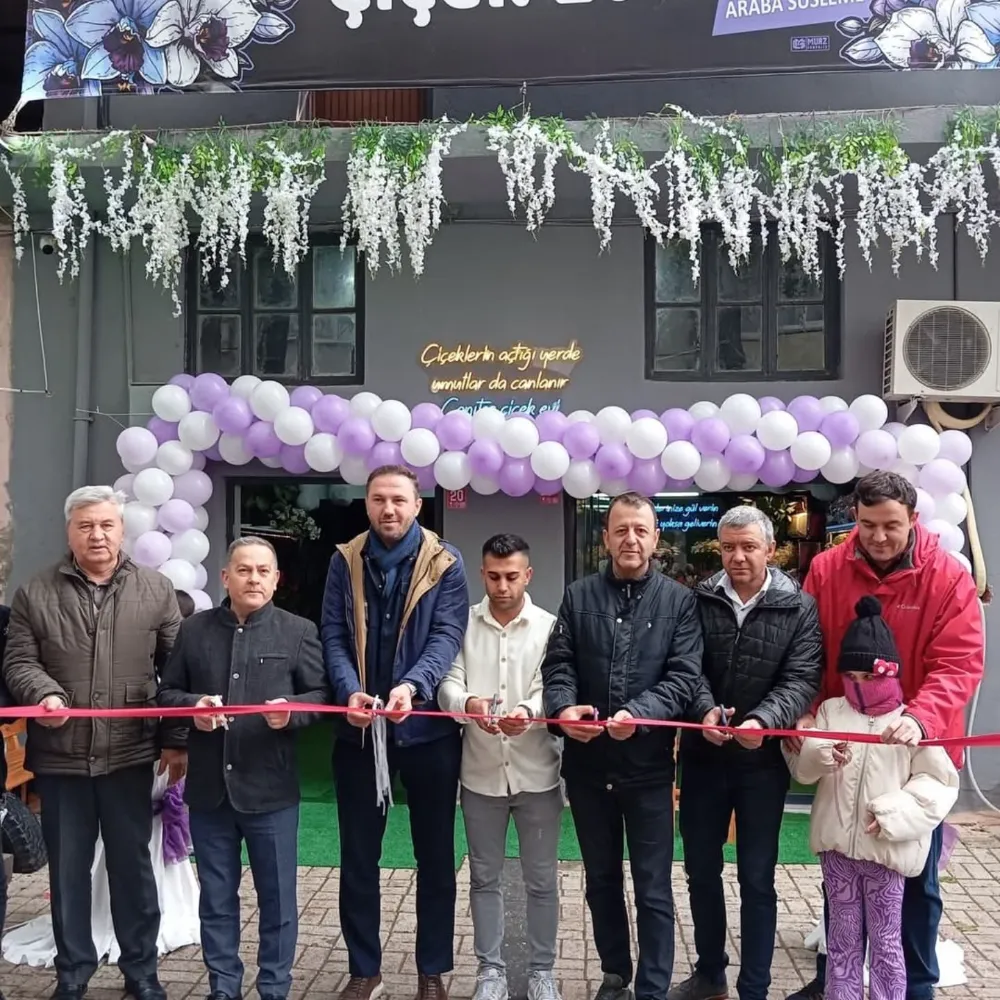 CANITEZ ÇİÇEK EVİ KAPILARINI AÇTI!