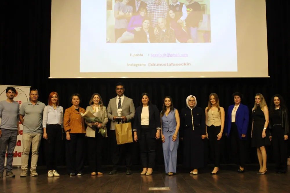 “AİLE SAĞLIĞI VE ALZHEİMER  HASTALIĞI” KONULU  SÖYLEŞİ GERÇEKLEŞTİ
