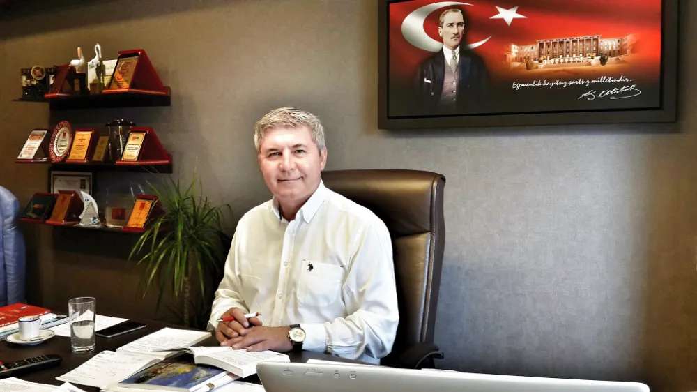 NAMIK HAVUTÇA: “KURAKLIK DEĞİL BECERİKSİZLİK YAKIYOR”