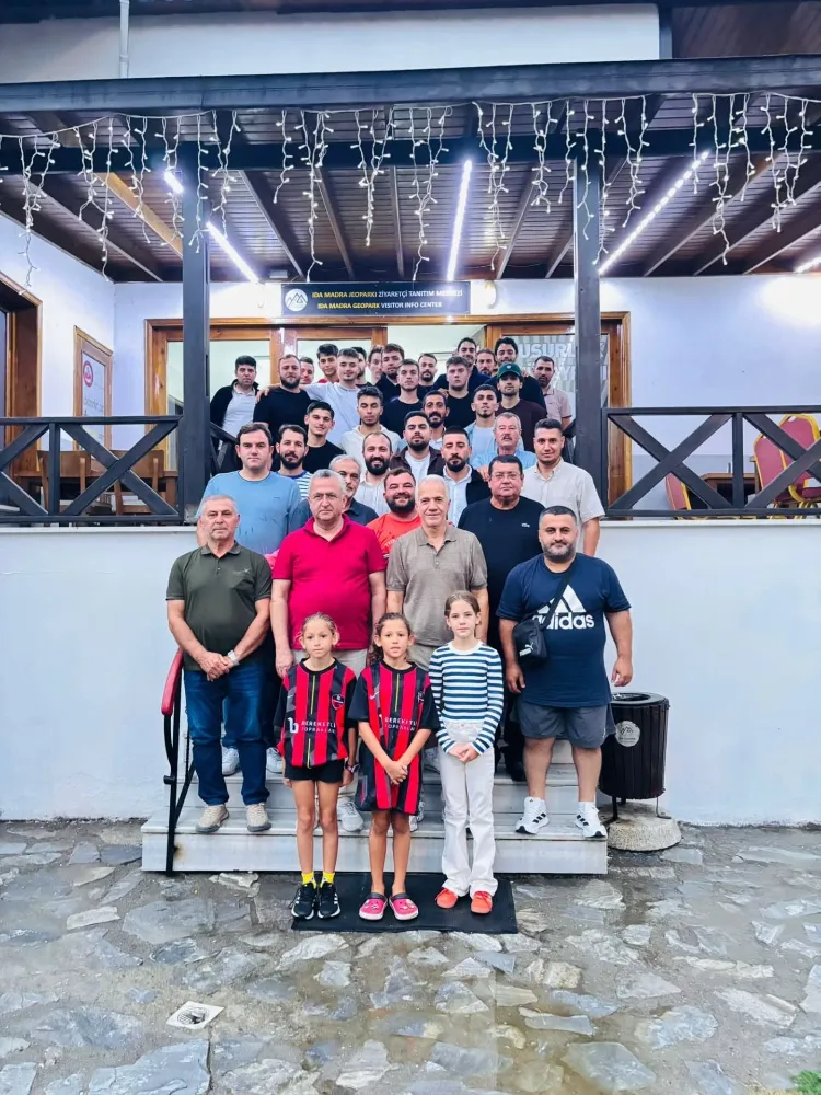 BEREKETLİ TOPRAKLAR SUSURLUKSPOR SEZON ÖNCESİ MORAL YEMEĞİNDE BULUŞTU: HEDEF ŞAMPİYONLUK!